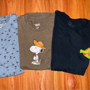 Men’s Small Graphic T-Shirts Lot